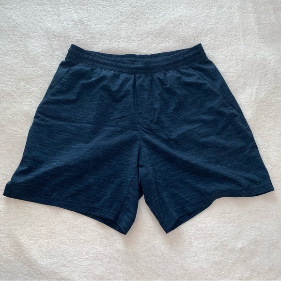Lululemon Pace Breaker Short Navy Blue Size L - Picture 2 of 7